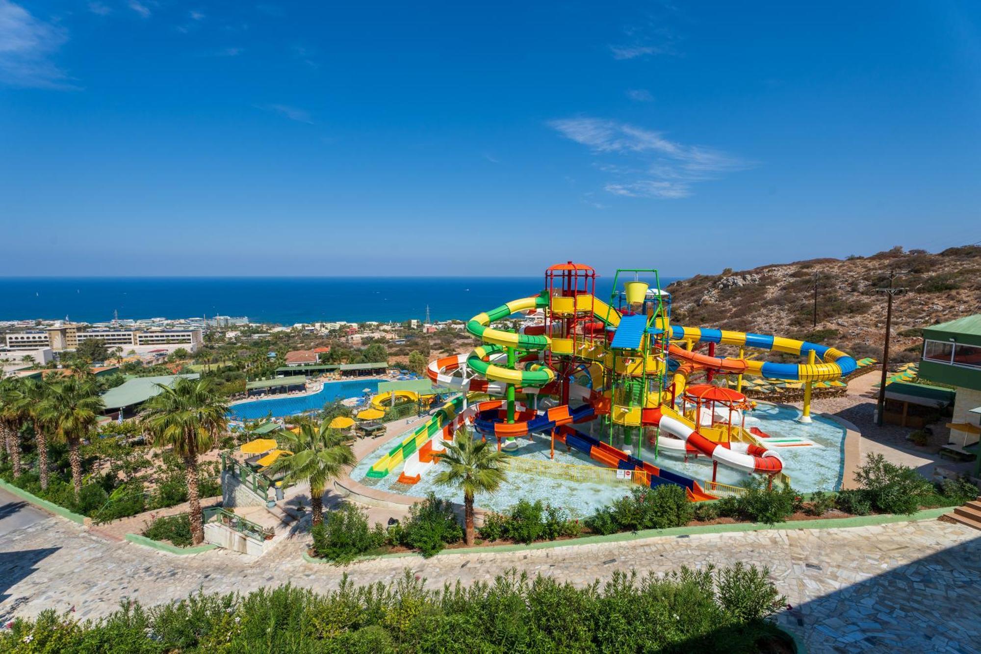 Aqua Sun Village 赫索尼索斯 外观 照片