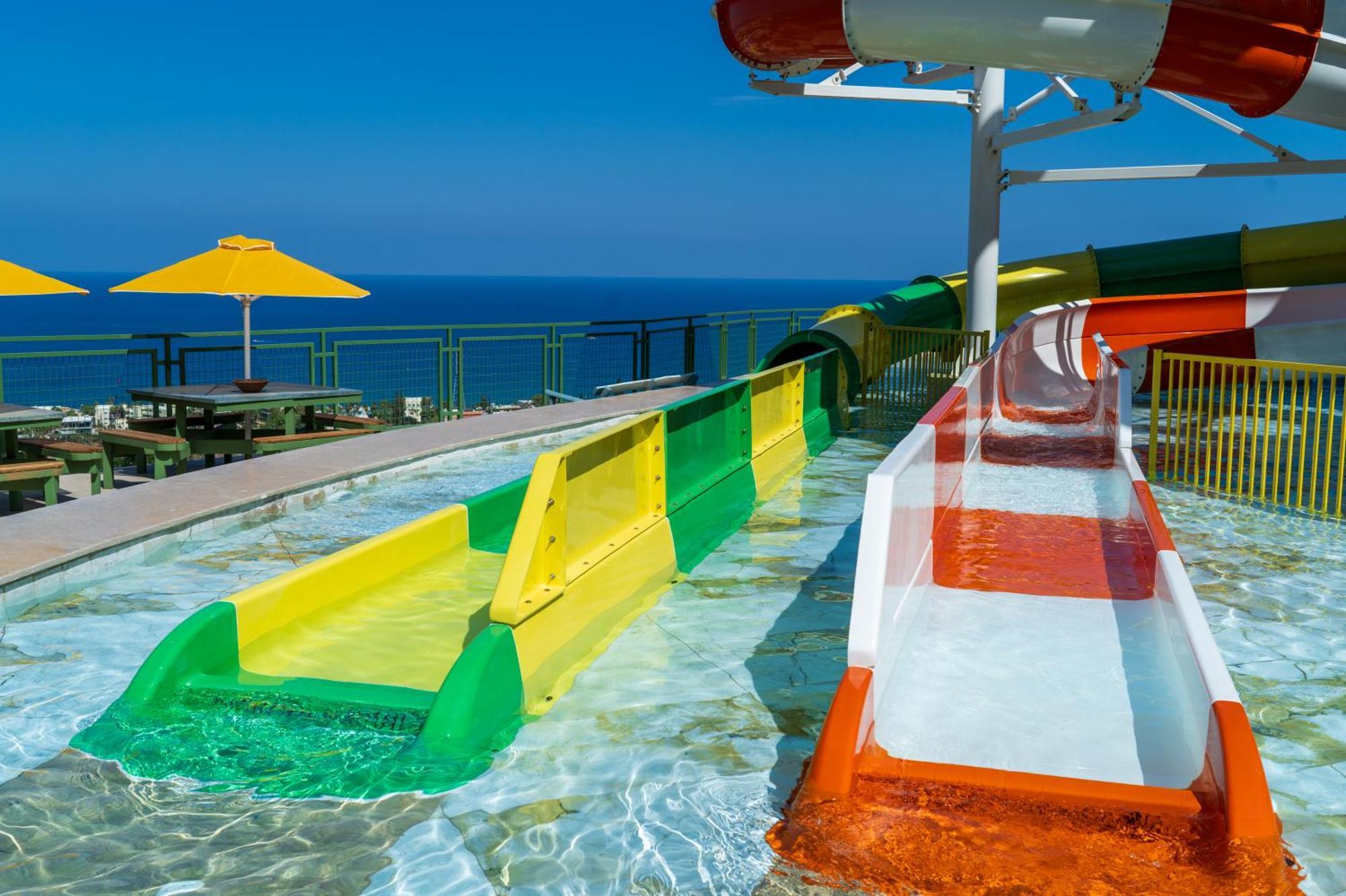 Aqua Sun Village 赫索尼索斯 外观 照片