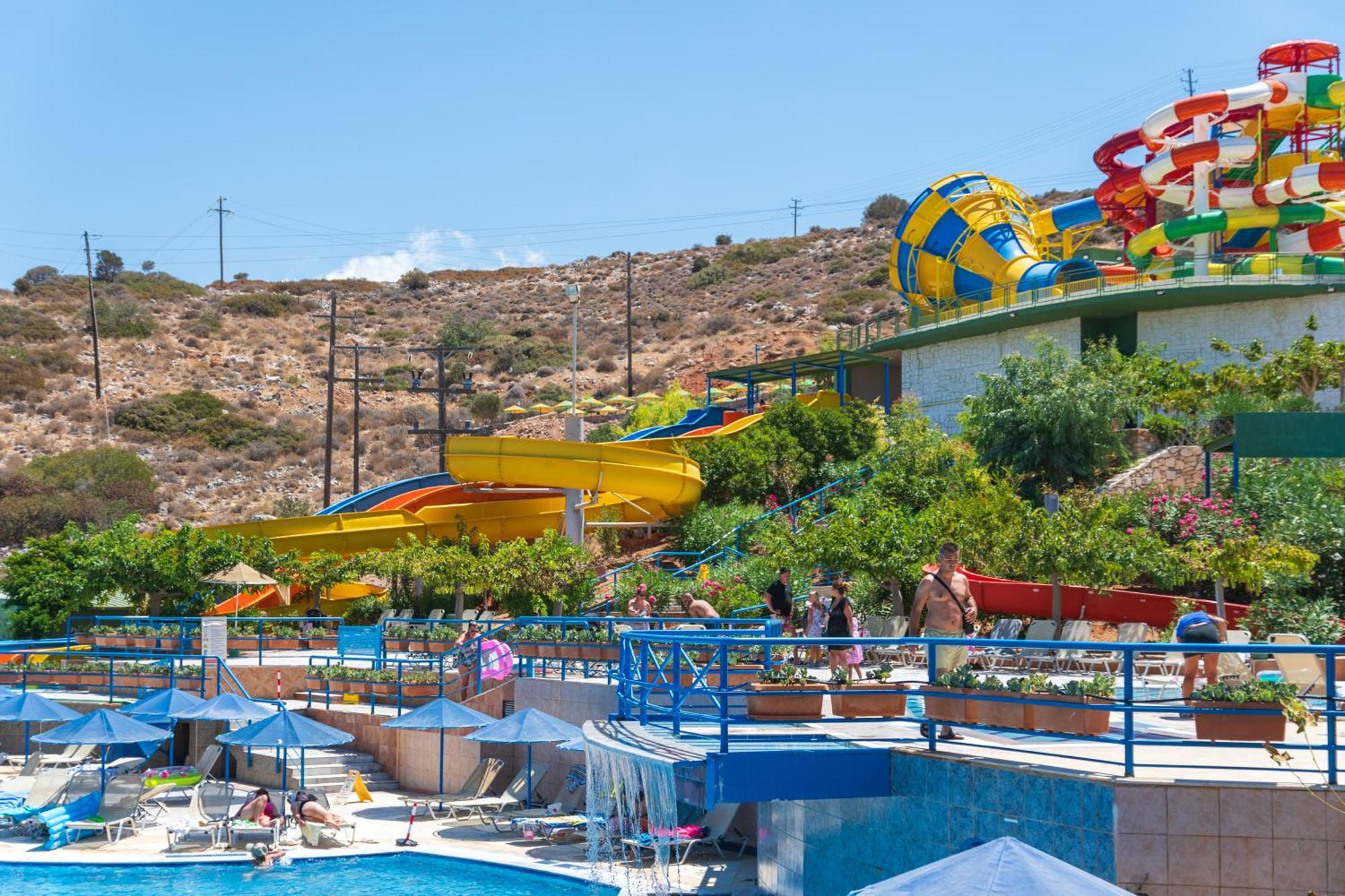 Aqua Sun Village 赫索尼索斯 外观 照片