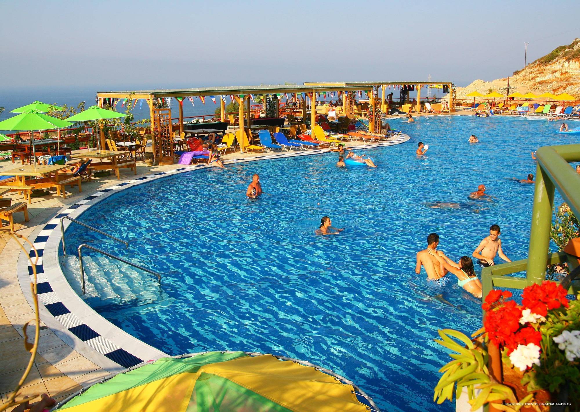 Aqua Sun Village 赫索尼索斯 外观 照片